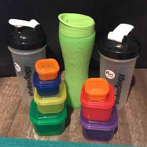 21 day fix and Shakeology cups